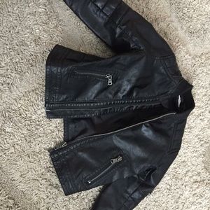 2t fake leather coat
